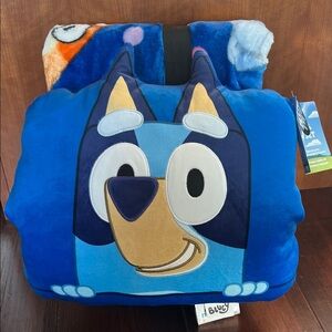 Bluey Blanket & Hugging Pillow